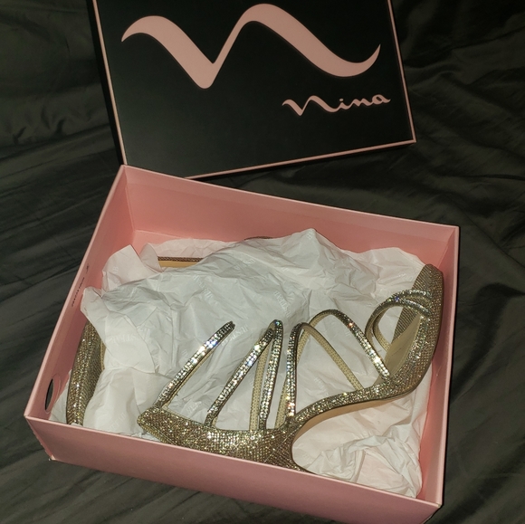 Glamorous heels - Picture 2 of 7